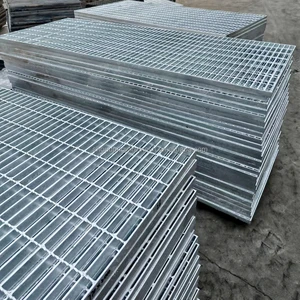 Customized Corrosion Resistant Metal Manhole Cover Steel Grating Durable High Load-Bearing Trench Cover