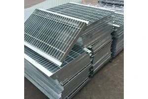 Environmental-friendly Stainless Steel Durable Drainage Cover Strong Weather Resistance for Park Walkways Floor Lawn Manhole