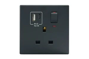 High Quality Customized Black 1gang 13a Switched Socket with Indicator and USB A+c