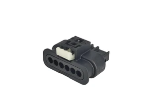 805-124-561 Auto Wire Connectors Female Automotive Connector