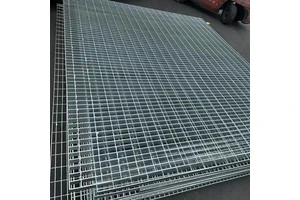 Platform Steel Bar Grating Manhole Cover Steel Grid Catwalk Steel Grating Suppliers