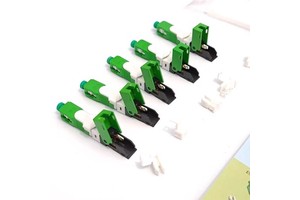 FTTH Fast Connector Sc LC FC Upc APC Blue Green Pink Optical Quick Connector Fast Connector