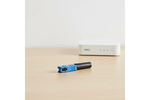 Factory Price FTTH Easy Optical Passive Components Drop Cable SM Fiber Optic SC APC UPC Quick Connector SC UPC Fast Connector