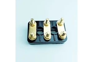 TB6202 Iron Motor Terminal Blocks 50*32 M4 Wiring Panel with Stake Column Bar Rod