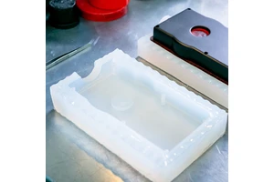 OEM Custom Housings Urethane Casting Production Vacuum Casting Prototyping Rigid and Flexible Materials