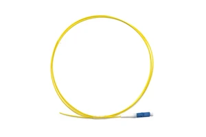 0.9mm LC UPC APC G657A2 Single-mode Optical Connector for FTTH Network