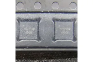 Electronic Components YP2233W 700MHZ-2700MHz BroadBand Power Amplifier IC CHIP YP2233W
