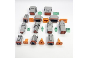 DT Series Auto Connector Waterproof Din Type Male/Female 2P 3P 4P 6P 8P 12P With Brass Contacts And Nylon Housing