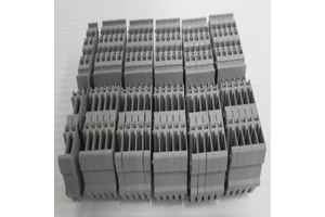 Sell Well in Stock X COM 769 Terminal Blocks 2 Conductor 500V 4mm 32A (7) for Plc by DHL/UPS