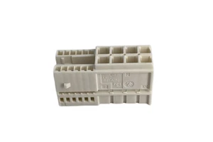 Hot Selling Widely Used Flat Automotive Connector Discrete Wire Housing Connectors Automotive for V W