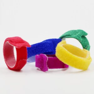 T-Shaped Nylon for Cable Clips 150 mm Long 12 mm Wide Self-Locking Type Durable & Easy Use CE Certified for Organizing Cables