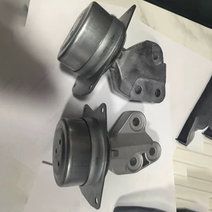 Automotive Engine Bracket, Gearbox Rubber Pad, Machine Foot Adhesive 13312105, for Buick New LaCrosse 3.0