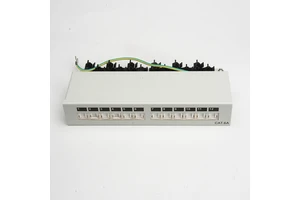 Network FTP 12 Port Modular Patch Panel Shielded Patch Panel With Dust Cap