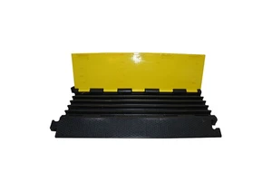 Professional Rubber PVC Black Yellow 2 3 5 Channel Cable Protector Wire Groove Speed Bump