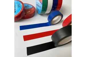 High Voltage 600V Black Electrical PVC Insulation Tape Fireproof Heat Resistant Masking with Acrylic Adhesive Single Sided
