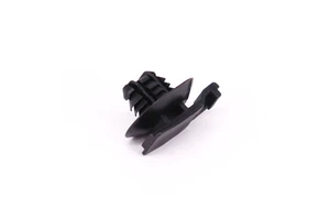 Well-Designed Nylon Car Clips for Various Cars Christmas Tree Automotive Fasteners Plastic Rivets Cable Clips Fast Car Fastening