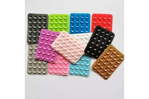 BAILI Factory Wholesale Bulk Non-slip Case Adhesive Mount Cell Mobile Phone Grip Accessory Silicone Suction Mobile Phone Holder