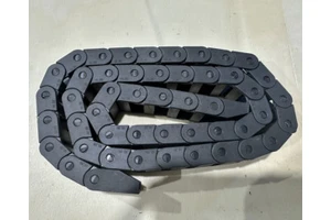 Factory Direct-sale And Wholesale Price 10 * 20 Small Size Black Plastic Cable Support Chain