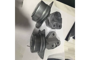 Automotive Engine Bracket, Gearbox Rubber Pad, Machine Foot Adhesive 13312105, for Buick New LaCrosse 3.0