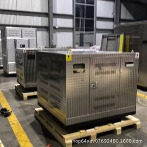 t Dry-type transformers with Step-up to 13.2KV and Step-down to 480V, with Power Ratings From 700KVA to 1500KVA