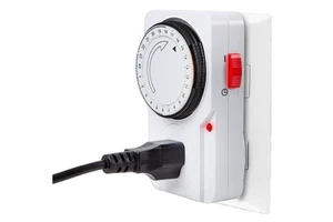 China Factory TU-22A 24 Hour Heavy Duty Plug-in Mechanical Timer Grounded