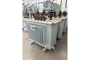 Factory Direct Sales Three Phase Port Crane Special Transformer 11kV 500kVA 50/60Hz 220V-400V Range Harbour Lifting Equipment