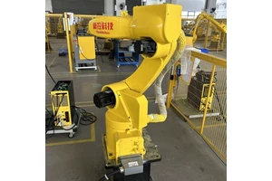 Small 6 Axis Robot Arm With PLC Gearbox Motor 7kg Payload For Pick And Place Welding Automation