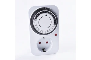 24 Hour Programmable Timer Switch Universal Socket Mechanical Timer 220V 16A Europe Plug EU Plug EU Socket