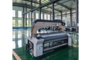 Qingdao HURUI 190cm HJW822 CAM NIUPAI NPW410 Water Jet Loom SANHE/XINLIAO Double Nozzle Feeder Fabric Weaving Machine