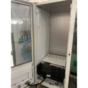 Vending Machine Cabinet with Lift/ Elevator System