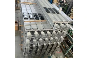 High Heat Dissipation Aluminium Industrial Distribution Busbar Trunking System for Office Buildings