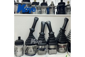 Excavator Joystick Hydraulic Remote Control Pilot Handle Valve Controller 2420-9517 For Daewoo DOOSAN DH220-5 Joystick