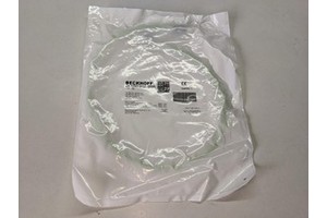 Beckhoff ZK1090-3131-0006 EtherCAT bus cable 0.6m plug 4-pin, PUR, original packaging, NEW