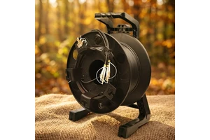 Outdoor Tactical Fiber Optic Cable Armored Corefield Armored Reel Tactical Portable Retractable Video Tv Media Transmission