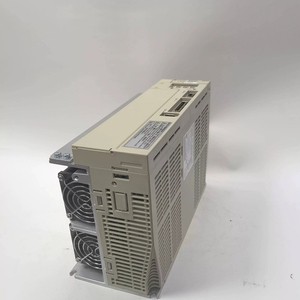 NEW YASKAWA SERVOPACK SERVO DRIVER SGDM-20ADA-V