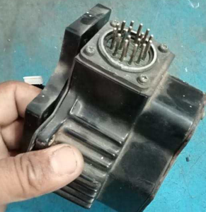 COVER + CONNECTOR for YASKAWA AC SERVO MOTOR SGMSS-20A2A-YR12