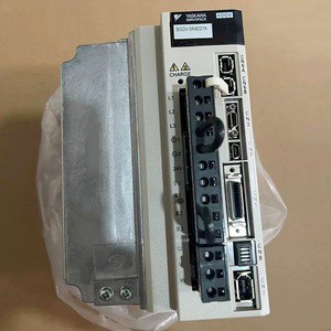 NEW YASKAWA SERVOPACK AC SERVO DRIVER SGDV-5R4D21A / SGDV-5R4D21A020000