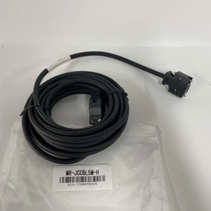 100% New and Original Use for Mitsubishi J3 Servo Power Cable 5M-H MR-JCCBL5M-H