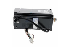 Yaskawa Robot Spare Part for Servo Motor SIGMA 7 Series SGM7J-04APK-YR1 Yaskawa Motoman Part #179533-1