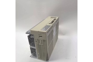 NEW YASKAWA SERVOPACK SERVO DRIVER SGDM-20ADA-V