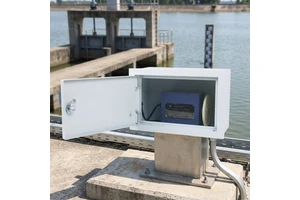 Clouds Ultra Low Power Float Operated Level Transmitter EEPROM Position Memory for Remote Hydrological Station