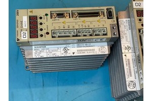 YASKAWA SERVOPACK SGDH-04AE plc