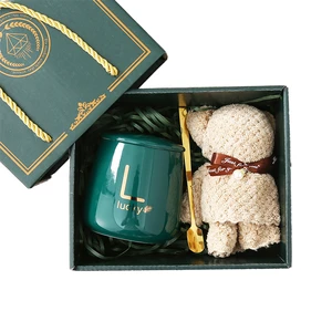 Top Ranking Stock WD/OEM Silk Screen Printed Mug Towel Bear Valentines Day Corporate Office Wedding Guest pink Gift Set
