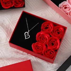 Creative Valentines Day Gift Set Artificial Rose Necklace Jewelry Box with Soap Flower and Gift Bag Romantic Present