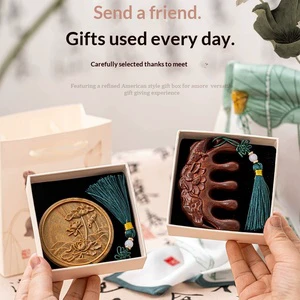 Traditional Chinese Wooden Comb Exquisite Souvenir Ideal Gift For Mother Teacher And Foreign Guests