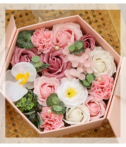 2025 New Valentine's Day Gifts Ideas Couple Gift Valentine's Day Custom Luxury Romantic Box Gift Set for Valentine's Day