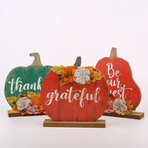 Custom Pumpkin Shape Wooden Craft Ornaments Harvest Festival Scene Decoration Wood Products Ornaments Manufacturers Wholes