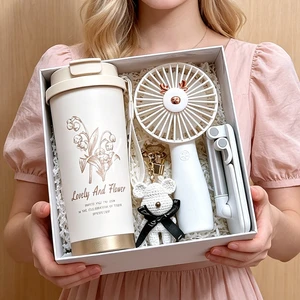 Customizable Luxury Leather Valentine's Day Birthday Gift Set Promotional Bridesmaid Wedding Souvenirs for Guests Thank You