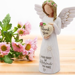 Best-selling Mother's Day Gift for Mom; Sculpture for Desktop; Living Room Home Decor Resin Craft Item Decoration.
