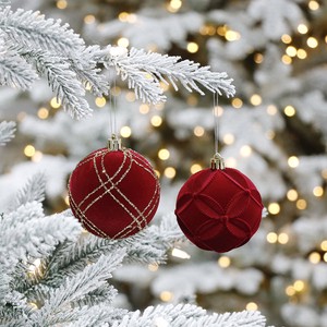 Burgundy Velvet Flocked Christmas Ball Ornaments 8Pcs 8cm Mixed Pattern Gold Trim Shatterproof Xmas Tree Decor Balls Gift Set